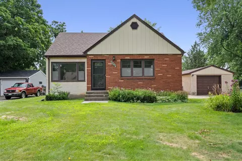 2174 Gardenette Dr S, White Bear Lake, MN 55110