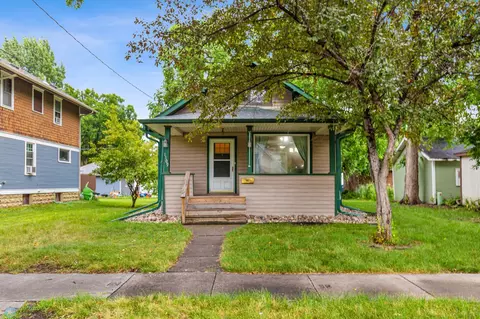 1109 3rd St N, Fargo, ND 58102