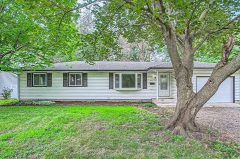 6101 71st Ave N, Brooklyn Park, MN 55429