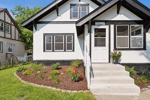 1803 Russell Ave N, Minneapolis, MN 55411