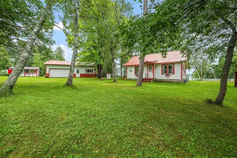 30527 E Shore Dr, Pengilly, MN 55775