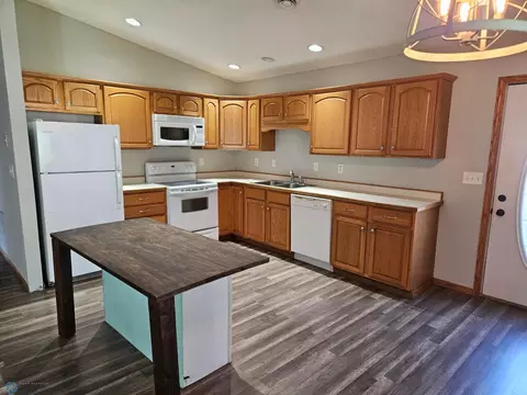 207 4th St SE, Ulen, MN 56585 photo 7