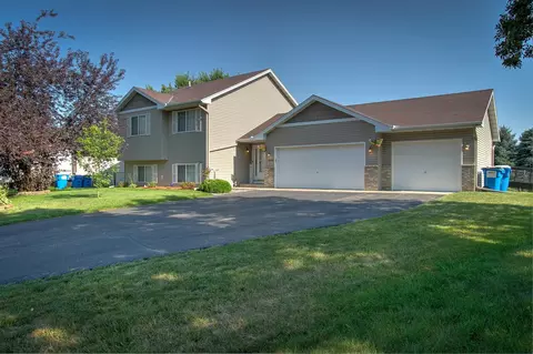 1888 Garfield St S, Cambridge, MN 55008