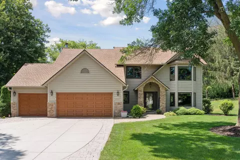 13216 Sheffield Ct, Burnsville, MN 55337