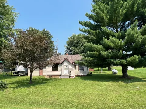 9210 E Beaver Creek Rd, Fall Creek, WI 54742