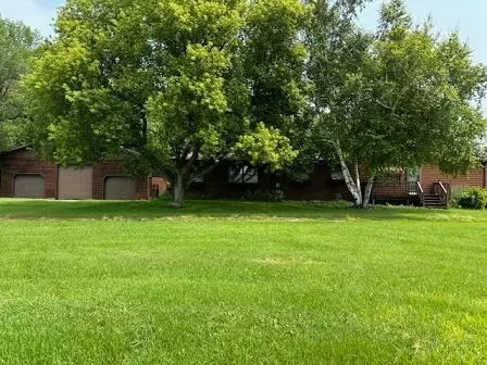 140 30th Ave SE, Maynard, MN 56260