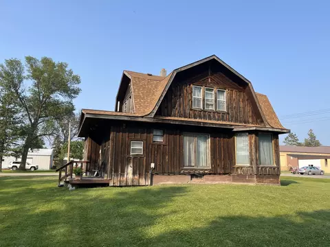 301 Ward Ave, Erskine, MN 56535