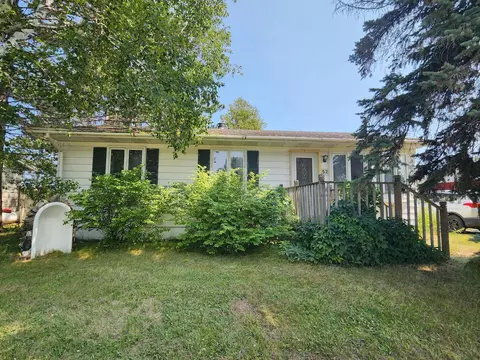 52 Birch Blvd, Babbitt, MN 55706