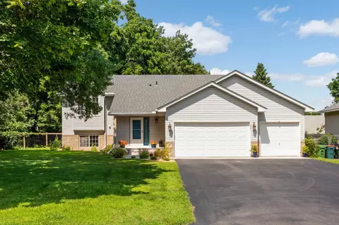 195 116th Ln NW, Coon Rapids, MN 55448
