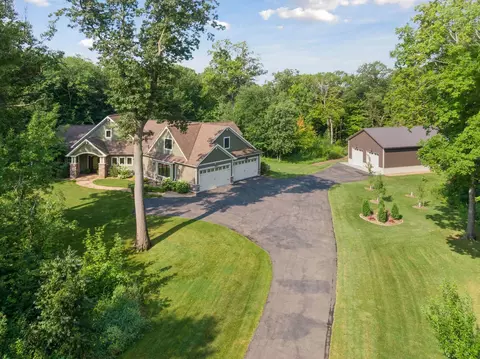8905 King Ben Rd, Rogers, MN 55374