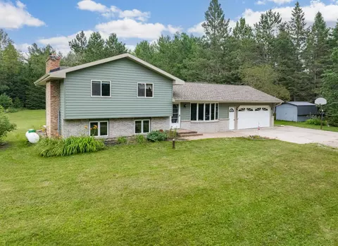 28976 Norberg Dr, Grand Rapids, MN 55744