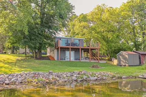 10051 S Rachel Rd SW, Farwell, MN 56327