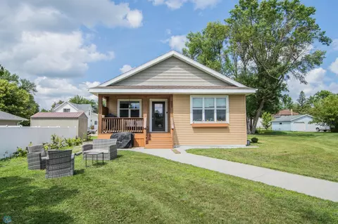 314 Main St, Hawley, MN 56549