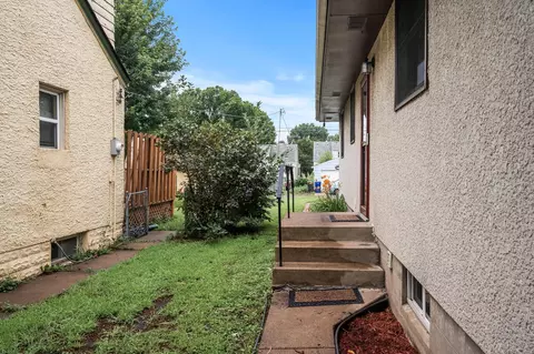 1631 Beech St, Saint Paul, MN 55106 photo 41