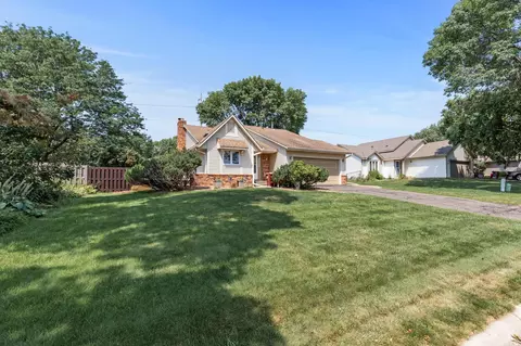 7452 Jeffery Ln S, Cottage Grove, MN 55016