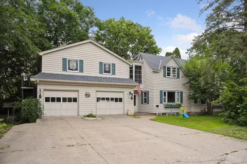 411 8th Ave S, Princeton, MN 55371