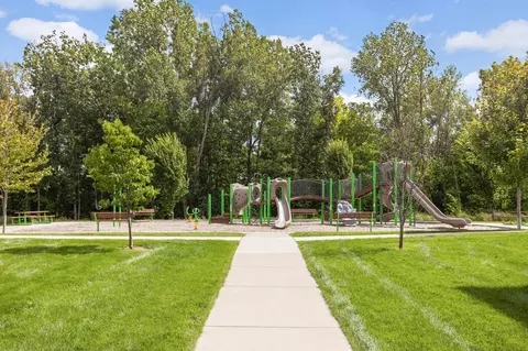 4792 Huckleberry Ct, Minnetrista, MN 55331 photo 32