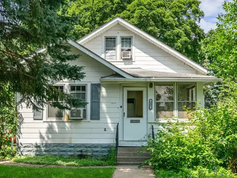 287 Cecelia Pl, Saint Paul, MN 55105