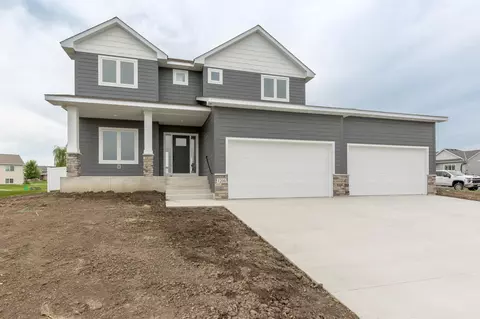 1206 Grant Ave NW, New Prague, MN 56071