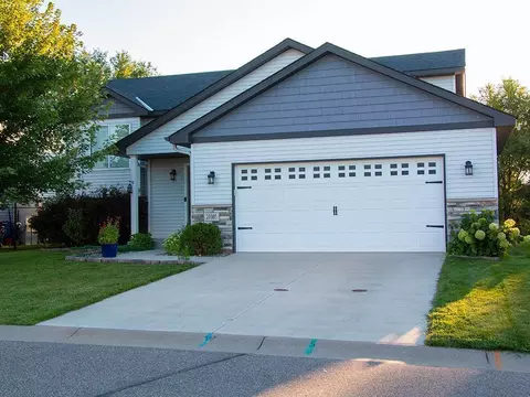 21085 Cameron Way, Farmington, MN 55024