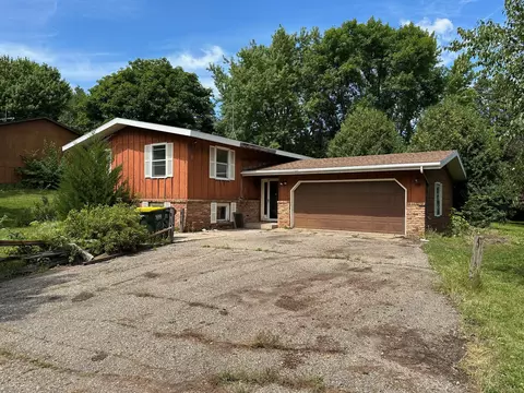 1846 48th Ave NE, Willmar, MN 56201