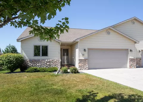 1107 Como Ave, Duluth, MN 55811
