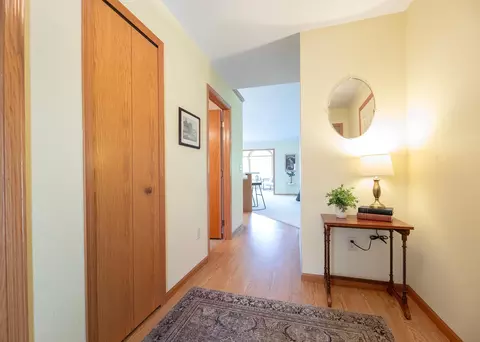 1107 Como Ave, Duluth, MN 55811 photo 3