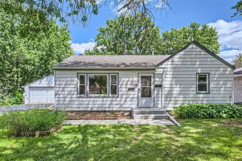 4724 Nevada Ave N, Crystal, MN 55428