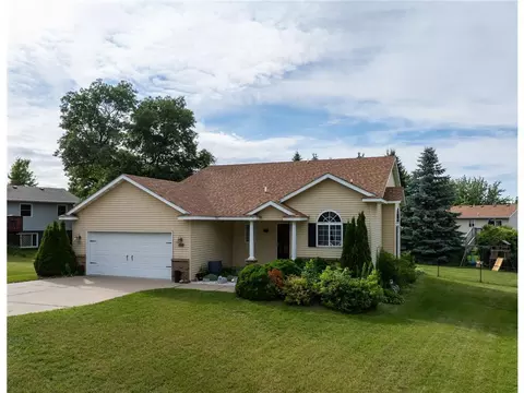1717 Tyler Path E, Saint Cloud, MN 56301