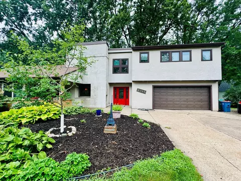 2315 York Ave N, Golden Valley, MN 55422