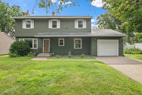 5056 Greenwood Dr, Mounds View, MN 55112