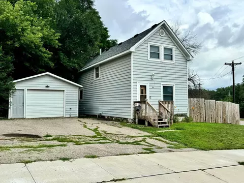 26 2nd St SE, Faribault, MN 55021 photo 2
