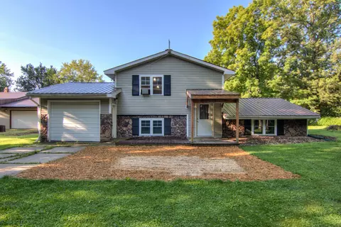 e3923 370th Avenue, Menomonie, WI 54751