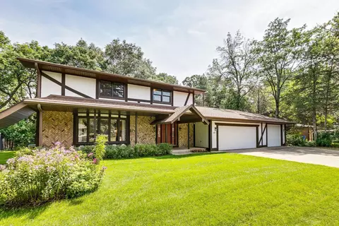 3418 Rum River Dr, Anoka, MN 55303