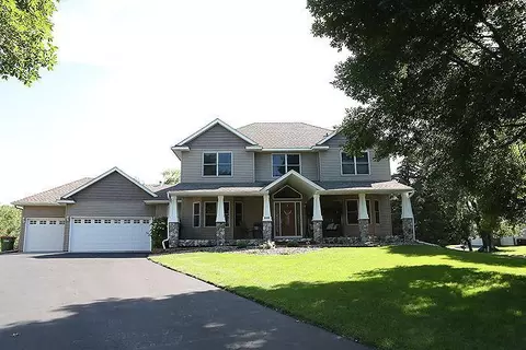 6408 Trappers Xing N, Lino Lakes, MN 55014