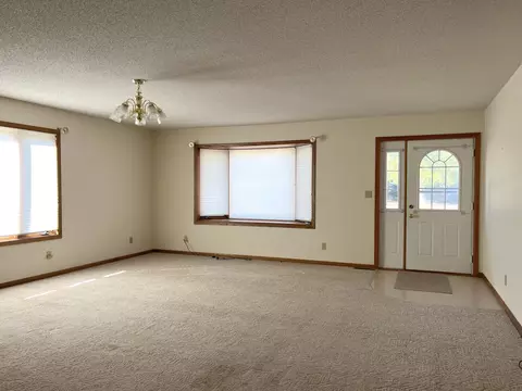 1153 5th Ave, Windom, MN 56101 photo 2