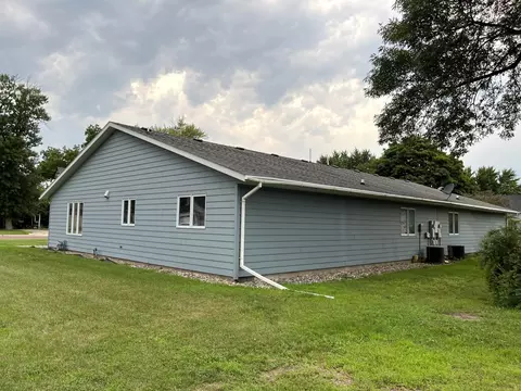 1153 5th Ave, Windom, MN 56101 photo 19