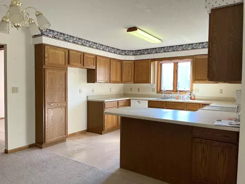 1153 5th Ave, Windom, MN 56101 photo 5