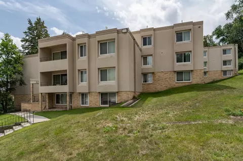 362 Elton Hills Dr NW #26, Rochester, MN 55901