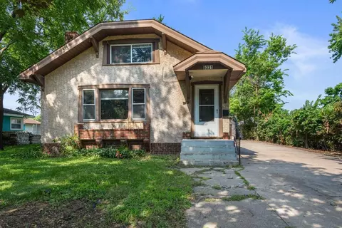 5331 Camden Ave N, Brooklyn Center, MN 55430