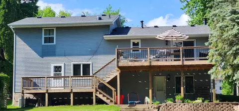 901 Park St W, Cannon Falls, MN 55009