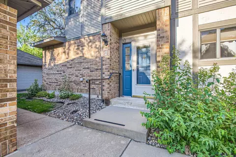 415 Shelard Pkwy #103, Saint Louis Park, MN 55426