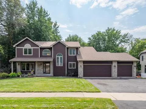 17705 Kingsway Path, Lakeville, MN 55044