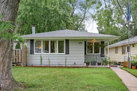 227 18th Ave N, Hopkins, MN 55343