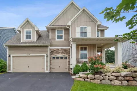 16442 Equestrian Trl, Lakeville, MN 55044