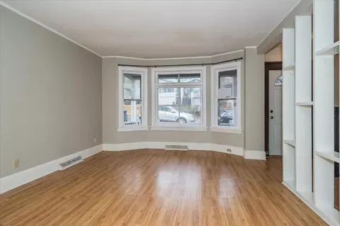 808 E 6th St, Duluth, MN 55805 photo 4