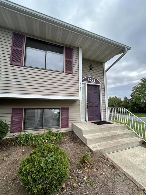 3273 Dodd Ln, Eagan, MN 55121