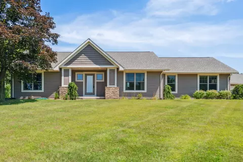 205 Liberty Rd, River Falls, WI 54022