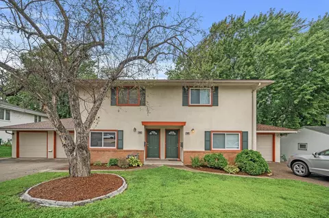 6218 France Ave S, Edina, MN 55410