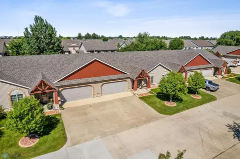 520 19th Ave W #E, West Fargo, ND 58078
